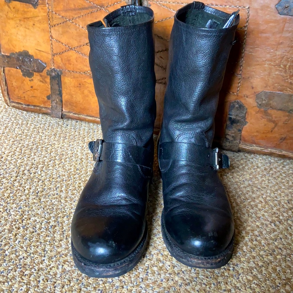 ⭐️Frye Veronica Boots⭐️ great deal for Frye